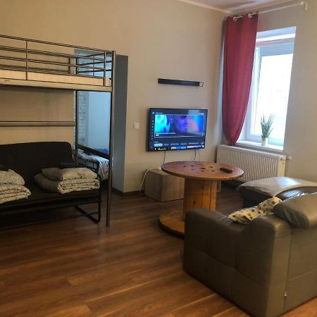 Apartament Srodmiescie 1 Sypialnia Oraz 1 Salon Wałbrzych Esterno foto