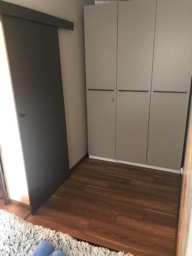 Apartament Srodmiescie 1 Sypialnia Oraz 1 Salon Wałbrzych Esterno foto